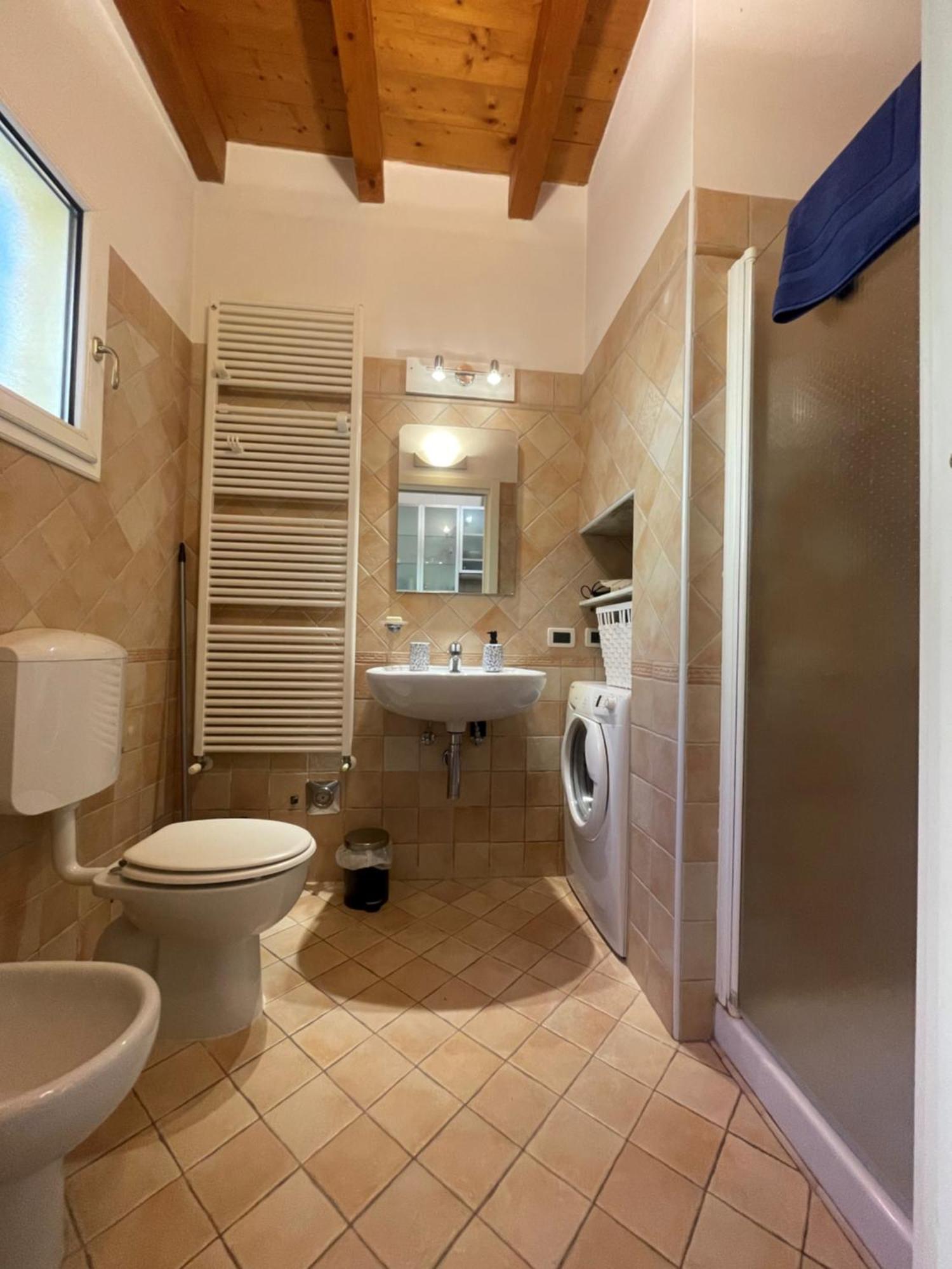 Апартаменты Casa Vacanze Myrasol Болонья Экстерьер фото